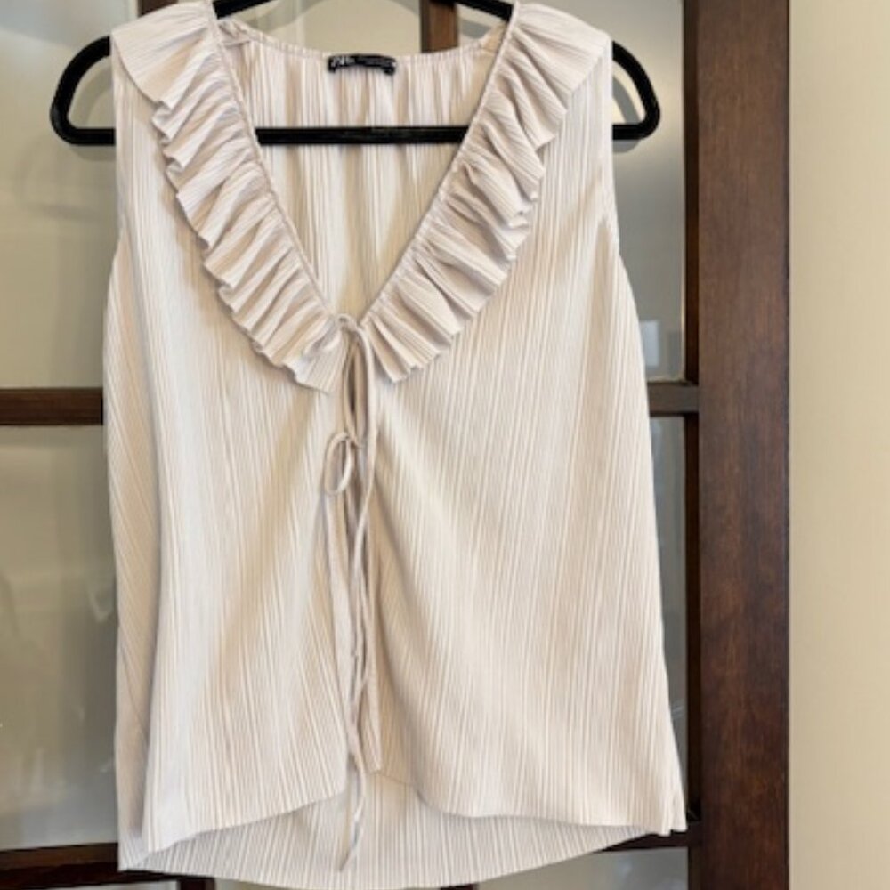 Zara Textured Sleeveless Top with Self - Tie Front Closure in Cream, Size Small.